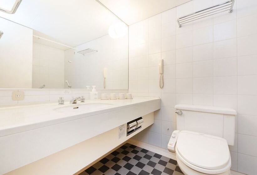 Hotel The Onefive Osaka Namba Dotonbori