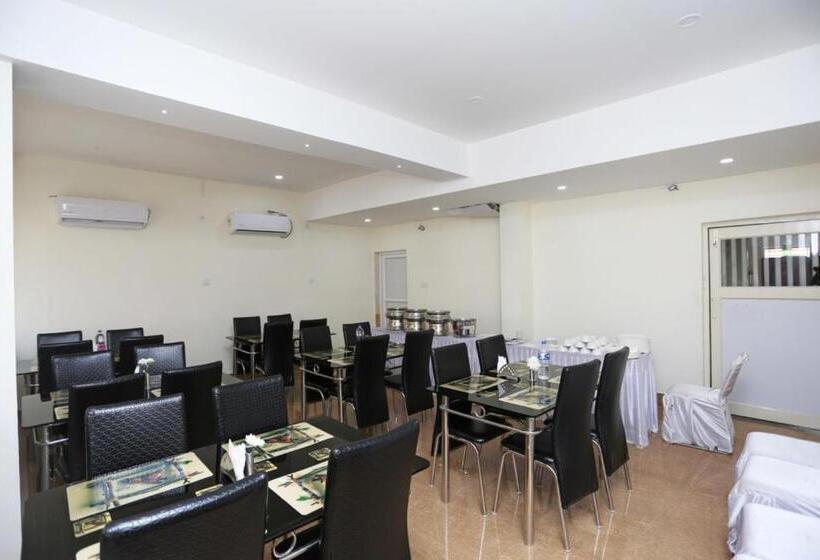 Hotel Tripletree Bhubaneswar By Morservices