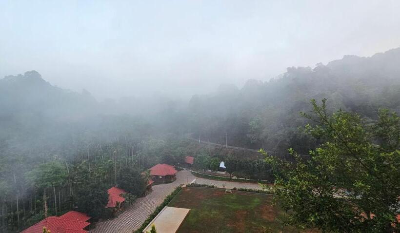 De Royale Montana Hotel And Resort