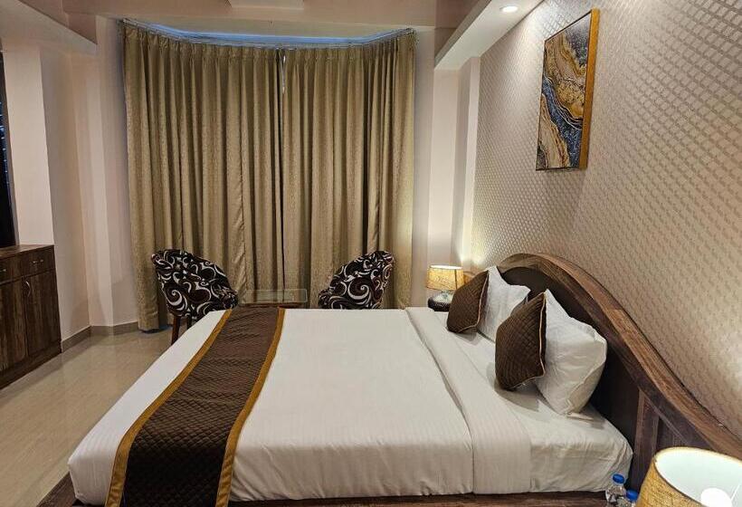 De Royale Montana Hotel And Resort