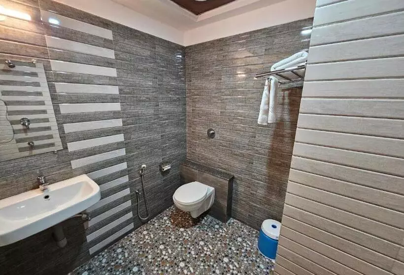 De Royale Montana Hotel And Resort