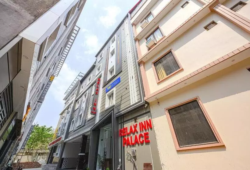 Fabhotel Relax Inn Palace
