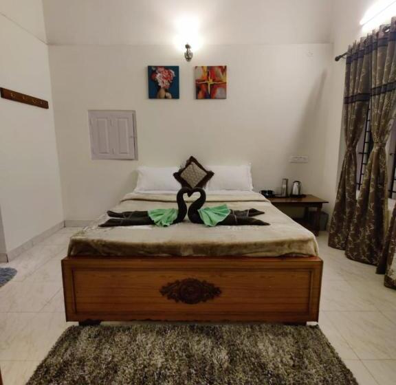 Hotel Bob S Haven Bungalow