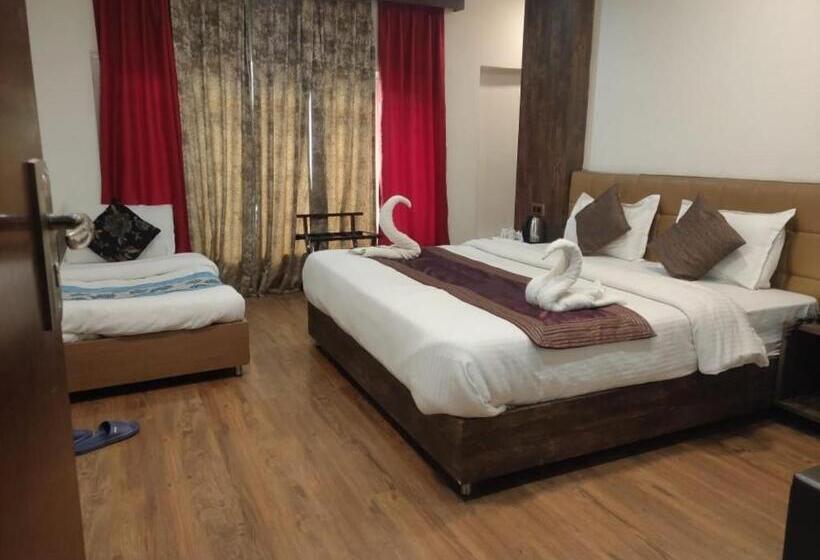 هتل Green Leaf , Srinagar