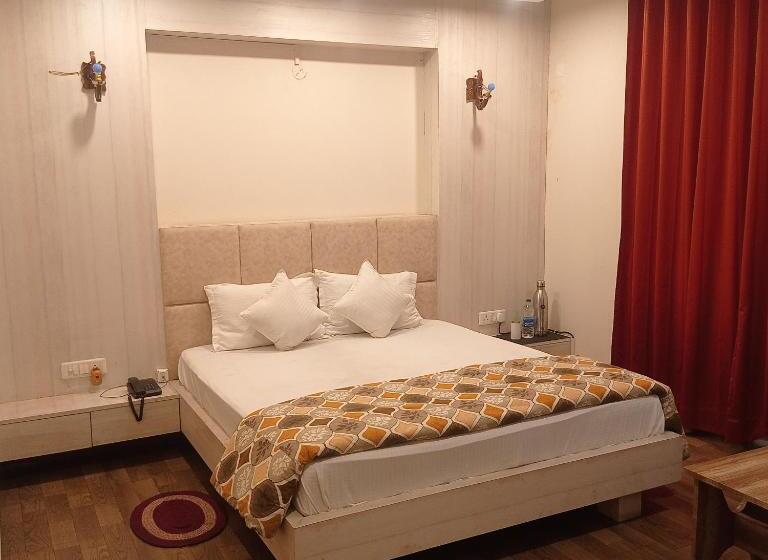 酒店 Shubh Ashish Near Bank More