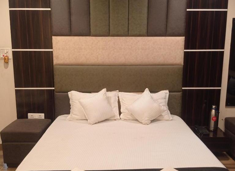 酒店 Shubh Ashish Near Bank More