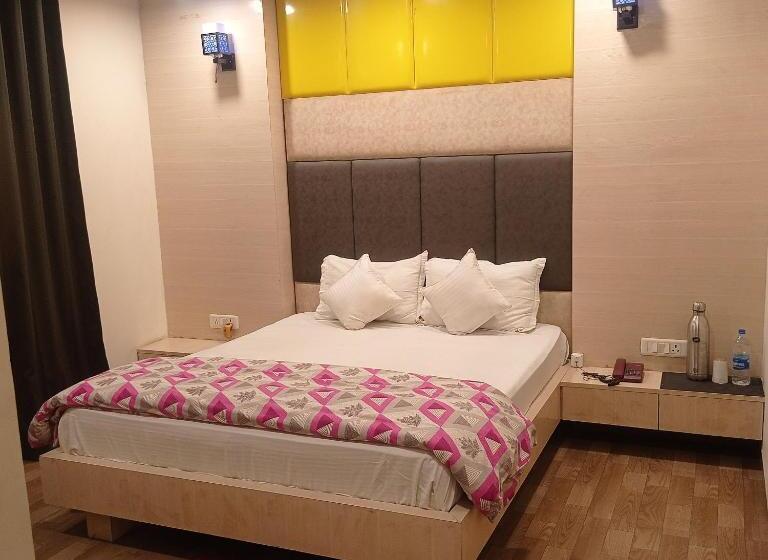 酒店 Shubh Ashish Near Bank More