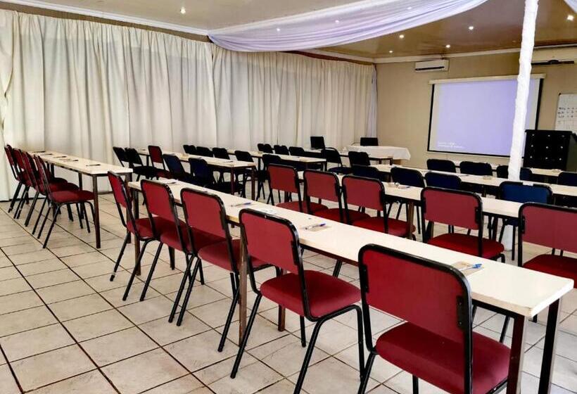 Pension Eeufees Guesthouse