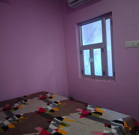 펜션 Gyani Guest House