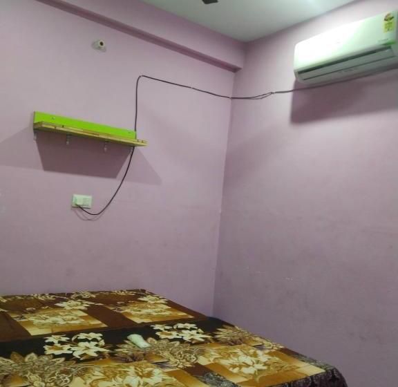 펜션 Gyani Guest House