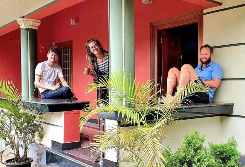 פנסיון Pookode Villa