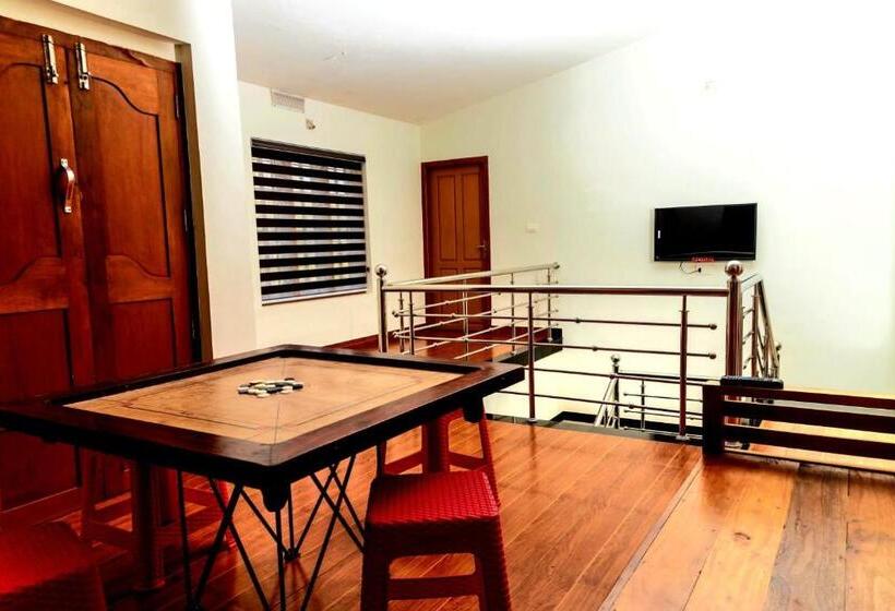 פנסיון Pookode Villa