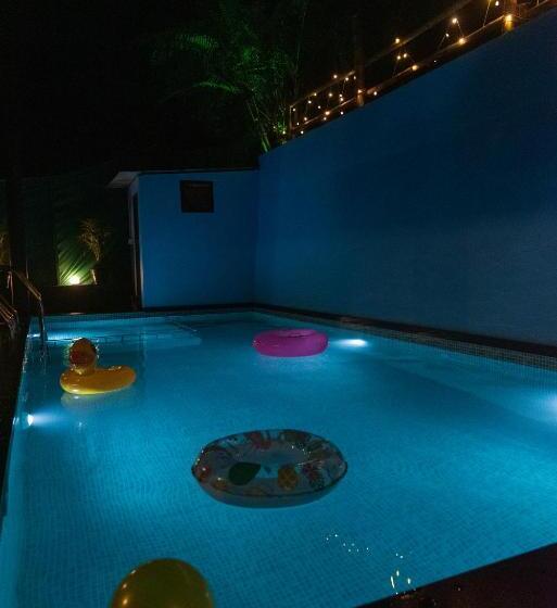 פנסיון Pookode Villa