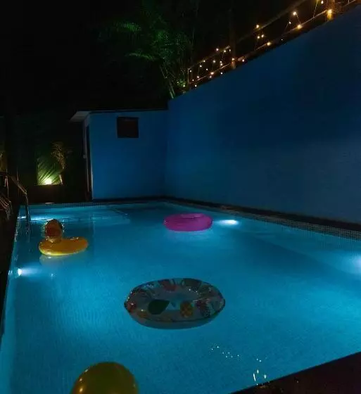 ペンション Pookode Villa