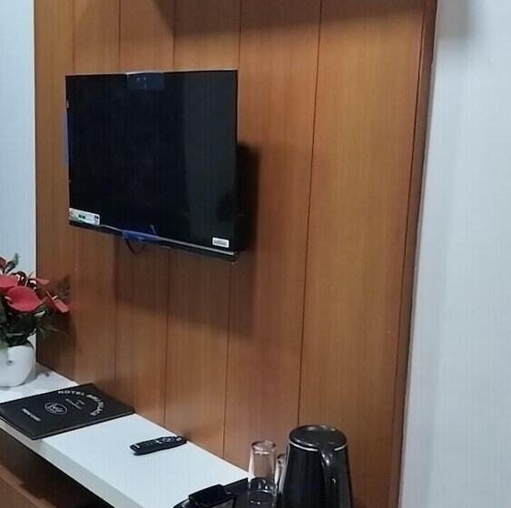 فندق Brij Palace & Restaurant