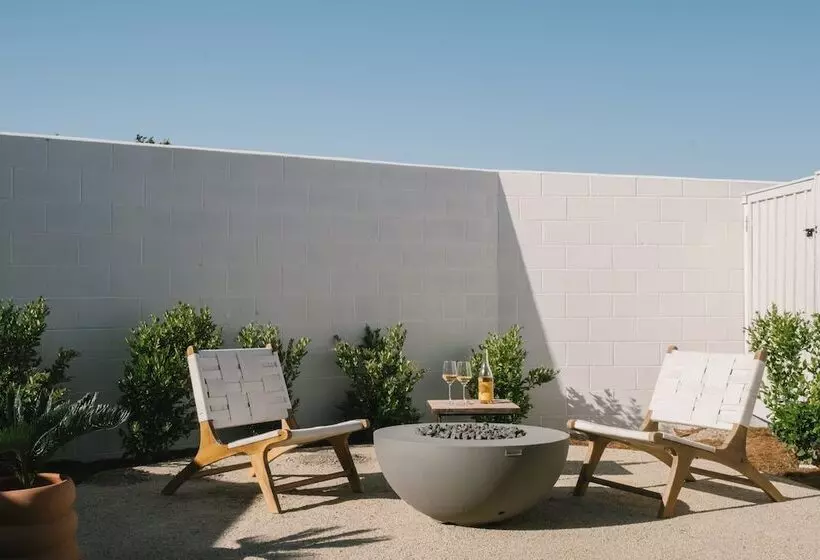 ホテル River Lodge Paso   21 & Over Pool