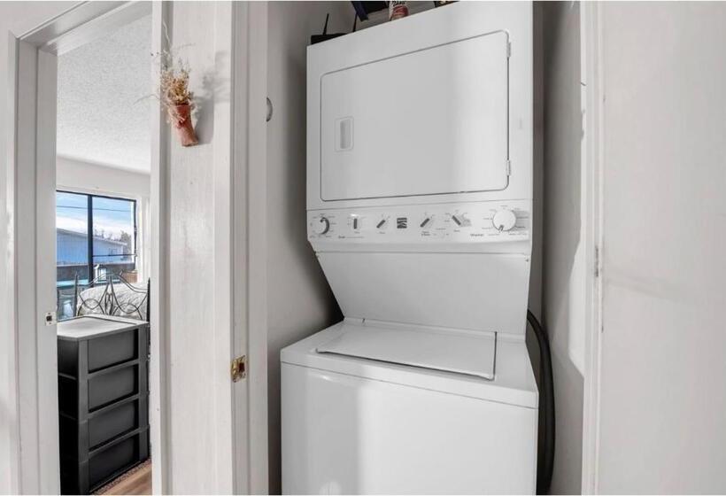 Tropical Hideaway Condo