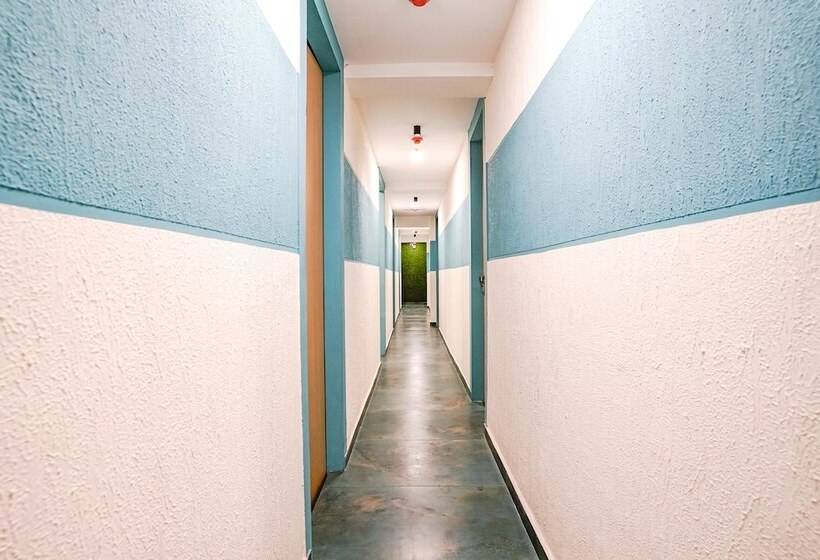 Fabhotel Royal King I