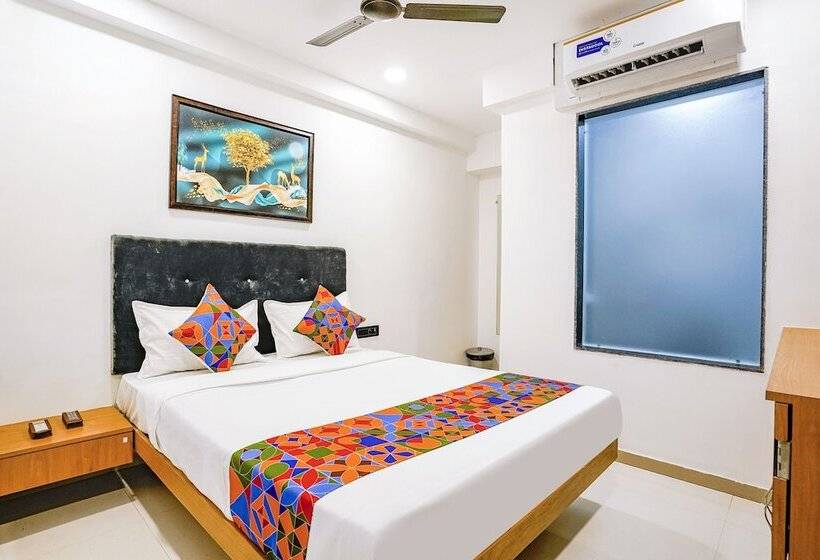 Fabhotel Royal King I