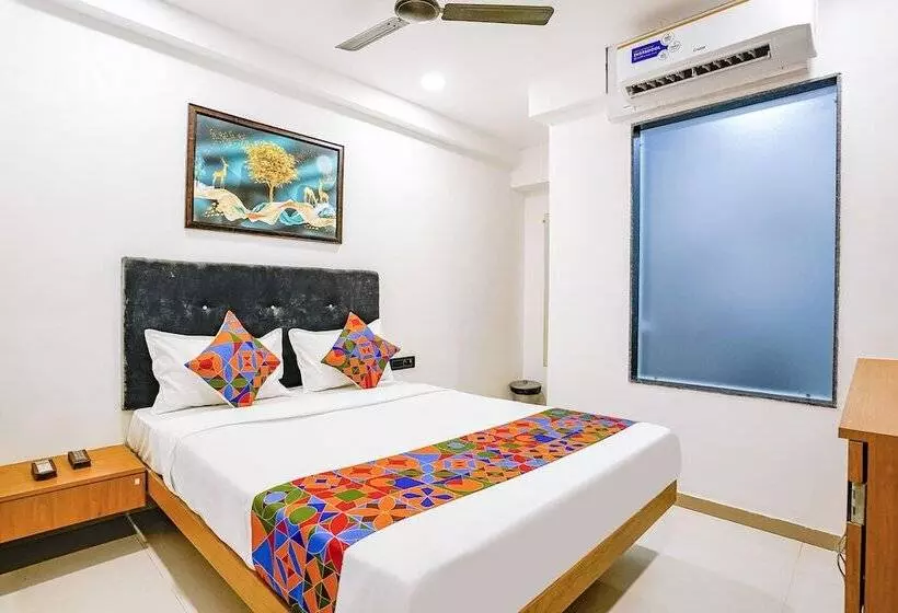 Fabhotel Royal King I
