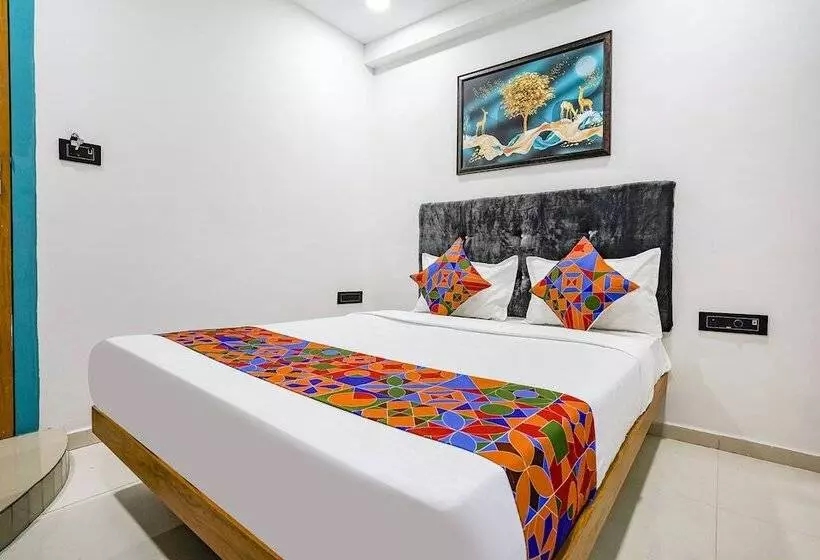Fabhotel Royal King I