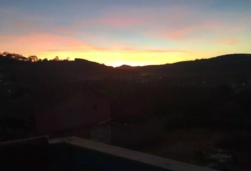 Hotelli Pousada Caetano