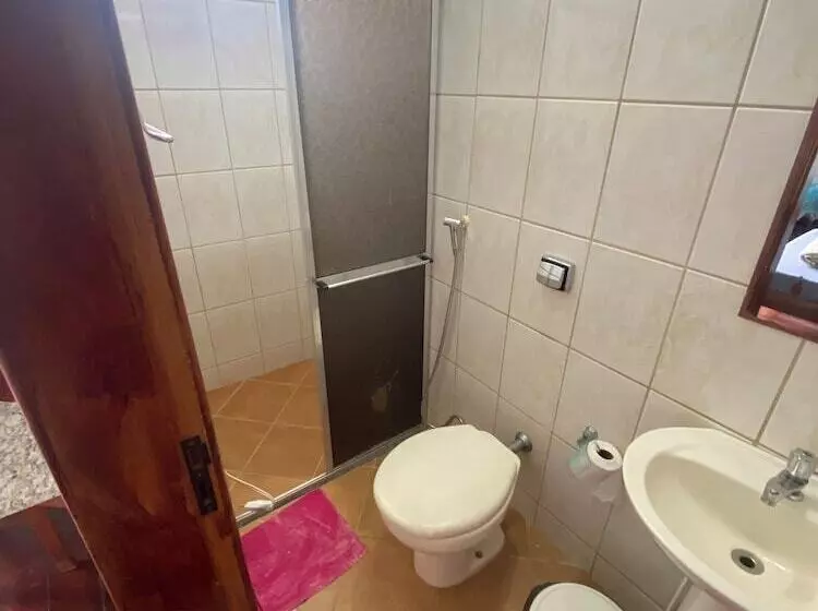 Hotelli Pousada Caetano