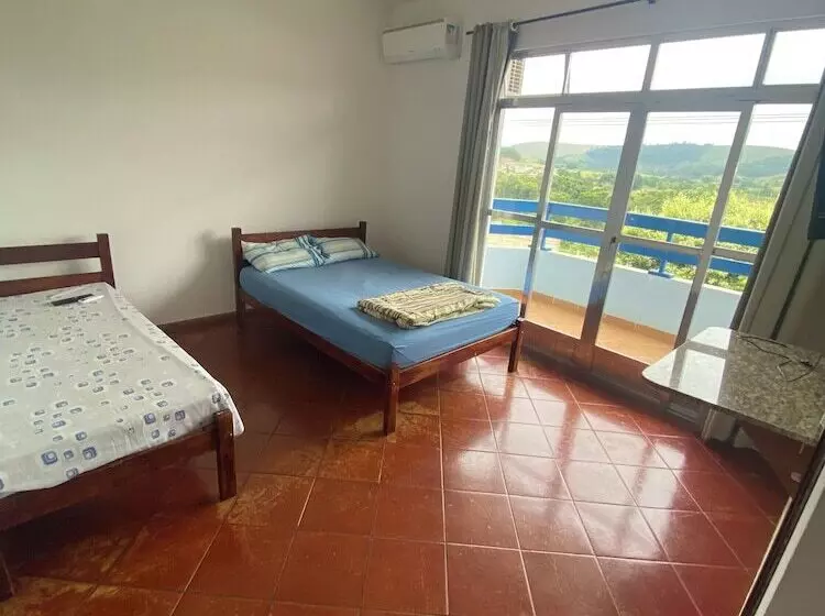 Hotelli Pousada Caetano