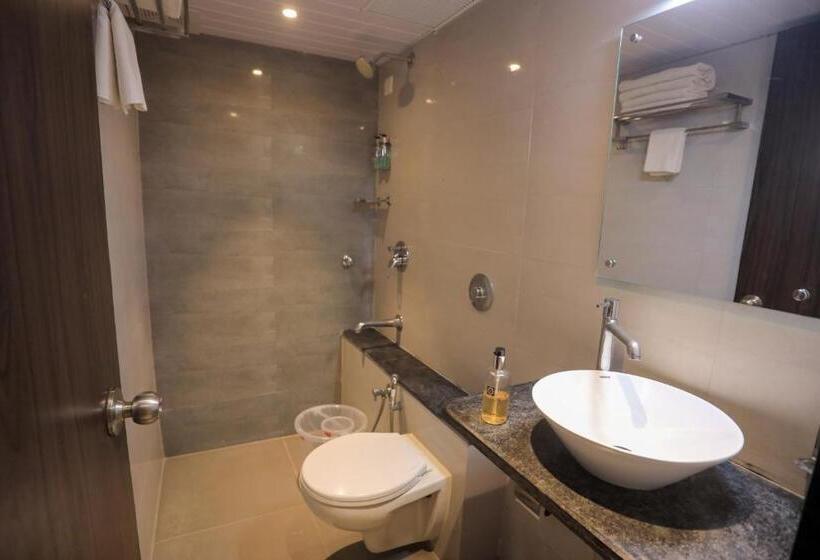 فندق Shoolin Grand