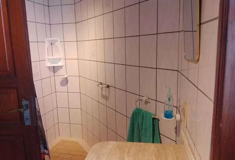 پانسیون Montevideo Hostel