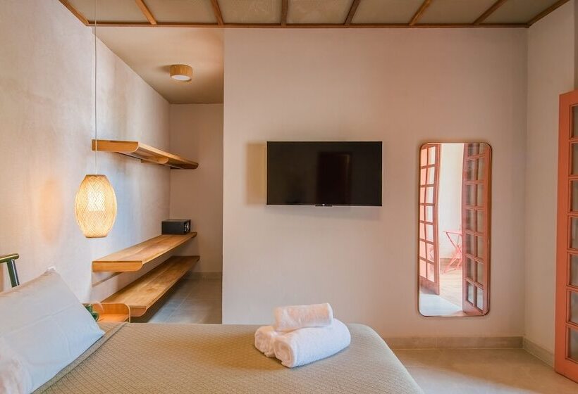 هاستل Pousada Pazuu