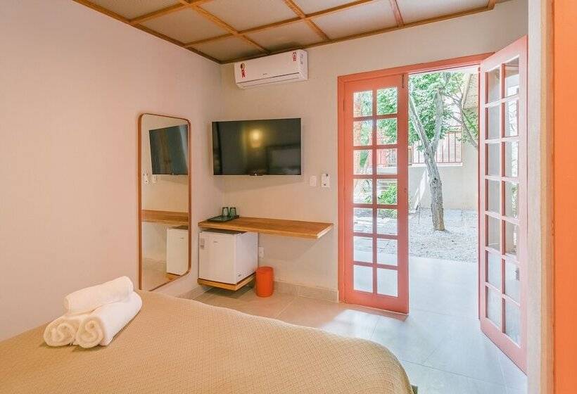 هاستل Pousada Pazuu