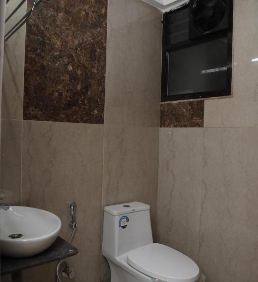 호텔 Balaji Gold Inn