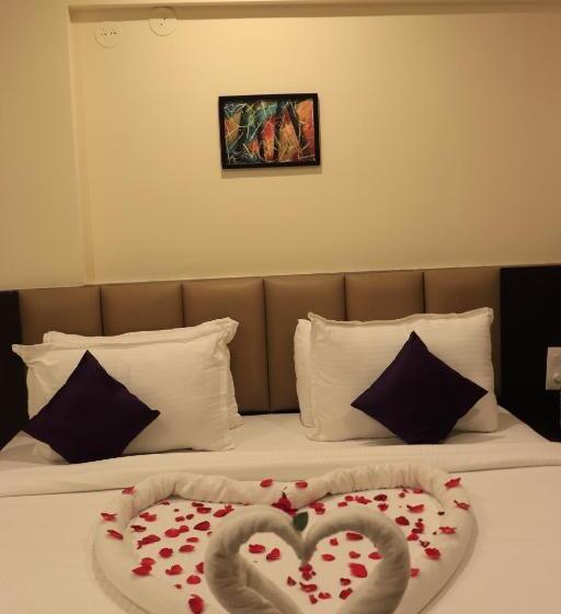 호텔 Balaji Gold Inn