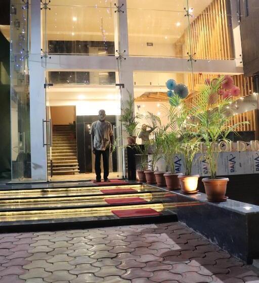 호텔 Balaji Gold Inn