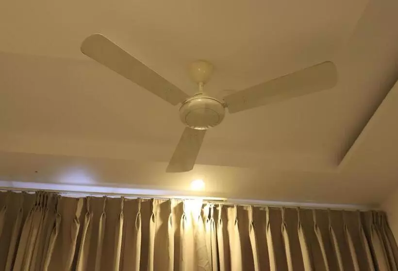 ホテル Balaji Gold Inn