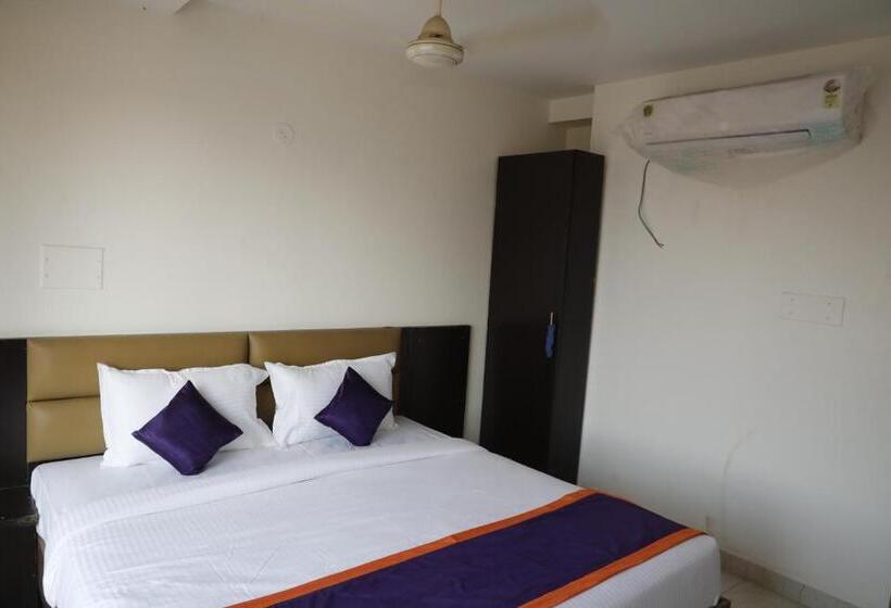 호텔 Balaji Gold Inn