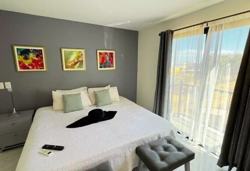 Hotelli Residences By Mp Cabo San Lucas