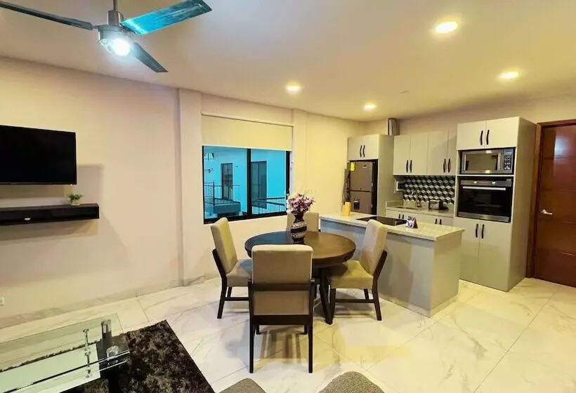 Hotelli Residences By Mp Cabo San Lucas