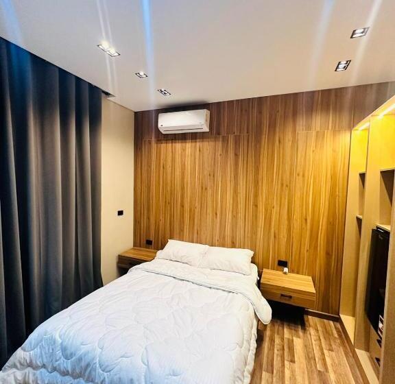 هتل Farida Habu Palace