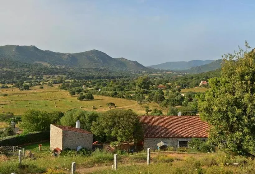 ホテル La Ratina Azienda Agricola   Agriturismo   Enoturismo