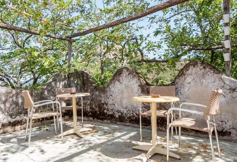 ホテル La Ratina Azienda Agricola   Agriturismo   Enoturismo