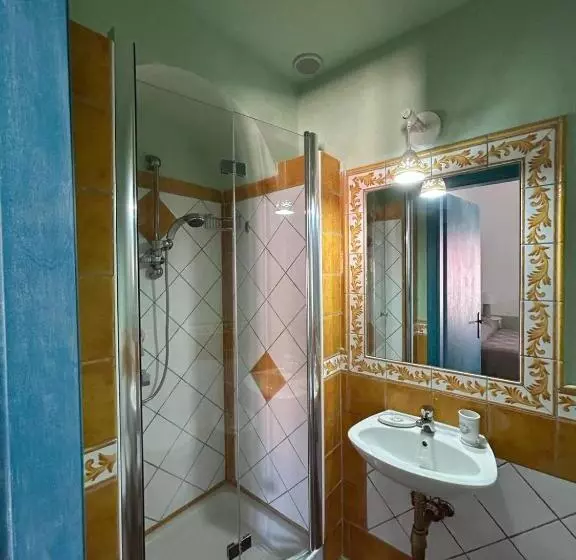 ホテル La Ratina Azienda Agricola   Agriturismo   Enoturismo