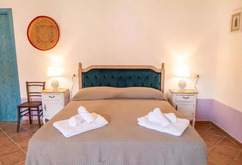 ホテル La Ratina Azienda Agricola   Agriturismo   Enoturismo