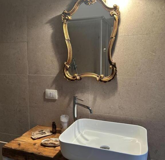 Отель La Ratina Azienda Agricola   Agriturismo   Enoturismo