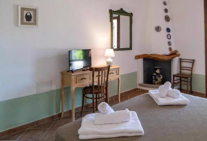 ホテル La Ratina Azienda Agricola   Agriturismo   Enoturismo