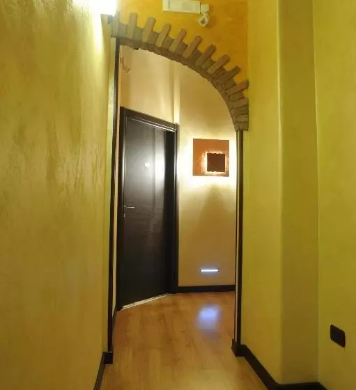 B&b Muro Torto Cairoli  Struttura Sanificata Giornalmente Con Prodotti Specifici Conformi Al Decalo