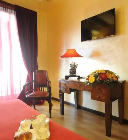 B&b Muro Torto Cairoli  Struttura Sanificata Giornalmente Con Prodotti Specifici Conformi Al Decalo