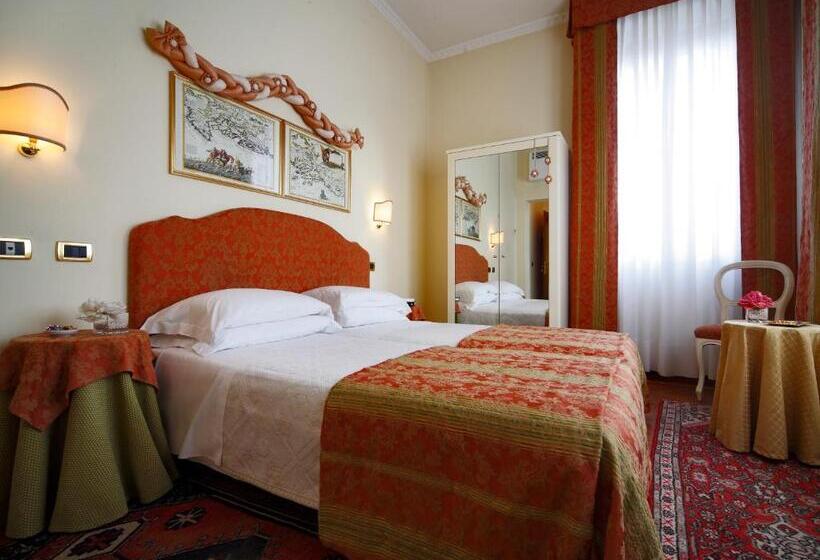 تختخواب و صبحانه Casa Villa Gardenia Venice Atika & Atif