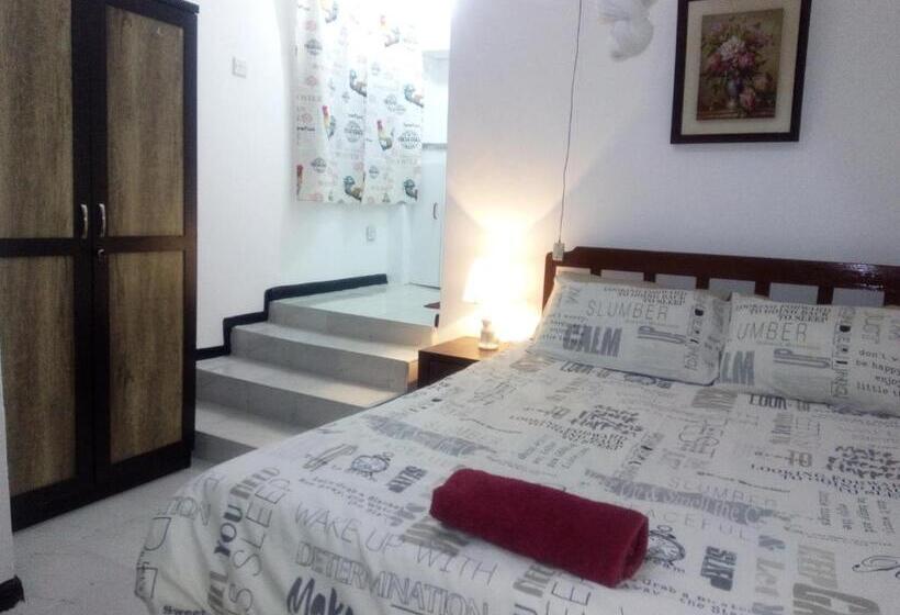 تختخواب و صبحانه Chinyonga Guesthouse